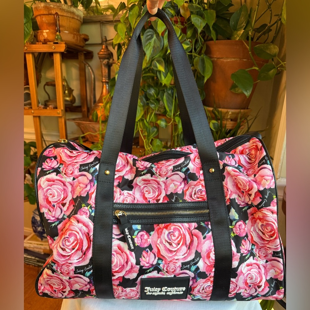 JUICY COUTURE BAG WEEKENDER HAND BAG Pink with roses.